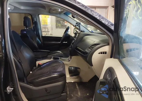 2014 Chrysler Town & Country Touring-L 30Th Anniversary from USA, damaged, VIN 2C4RC1CG8ER192827